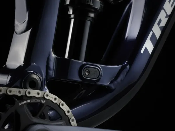 Fuel EX 8 GX AXS 24 Red 4