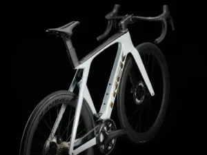 Madone SL 7 24 Plasma Grey Pearl 3