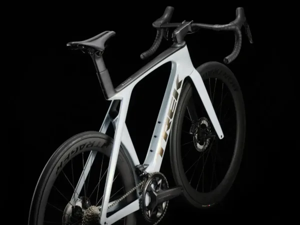 Madone SL 7 24 Plasma Grey Pearl 3