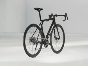 Madone SL6 G8 Black 2