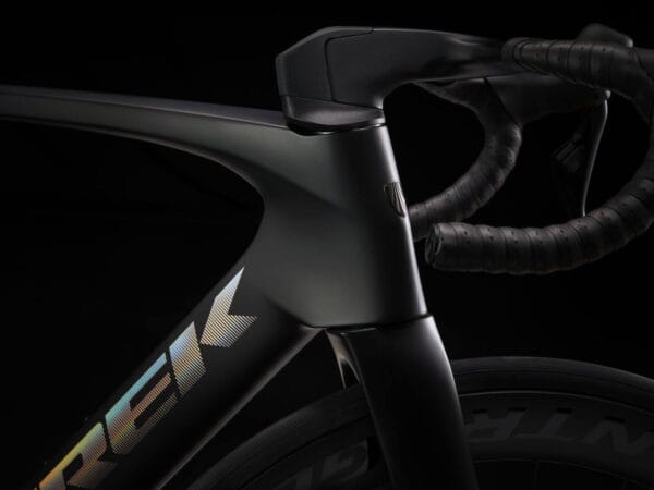 Madone SLR 7 23 Deep Smoke 5