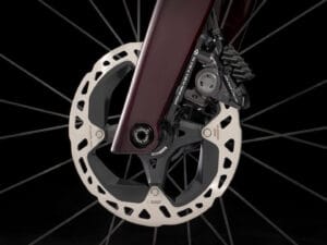Madone SLR 9 23 Metallic Red Smoke 10