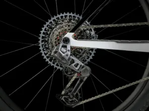 Procaliber 9.7 AXS 24 White Presmatic 4 1