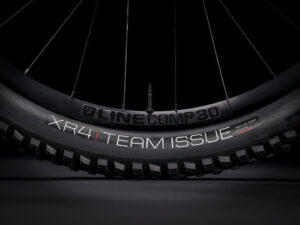 Top Fuel 9.7 SLX XT 23 Hex Blue 6